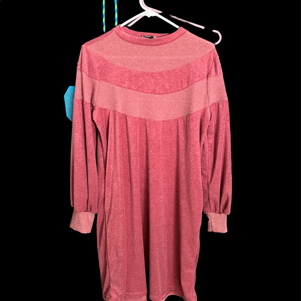 Women’s knot long sleeve dress